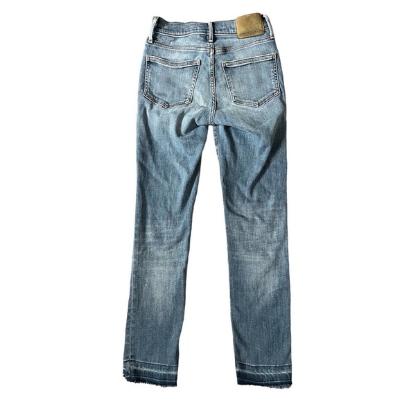 Aritzia Denim Forum Nico Mid Rise Skinny Raw Hem Crop Jeans - Picture 6 of 8